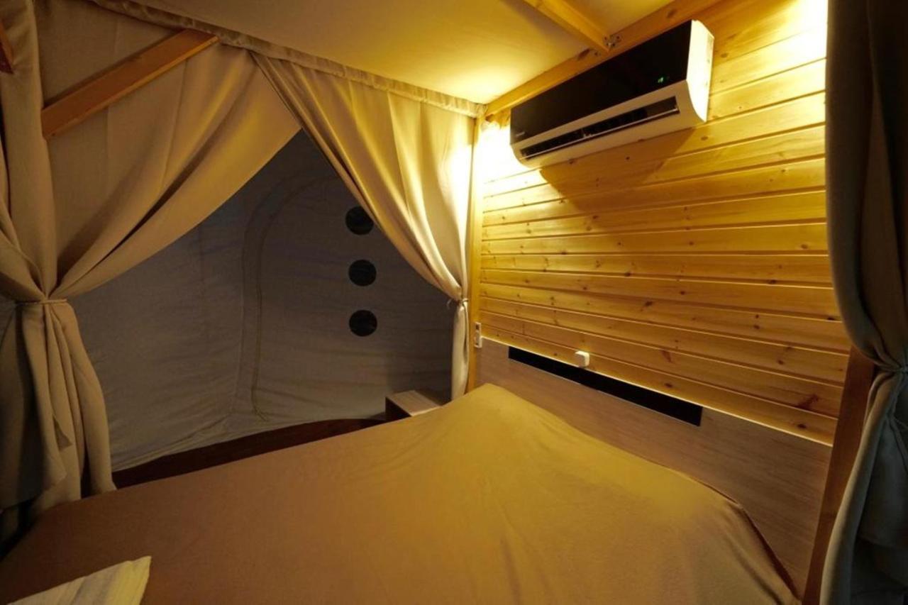 Bubble Tent Hotel Nea Moudania Eksteriør billede