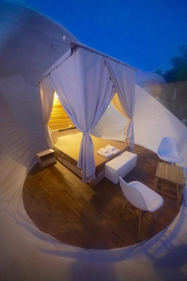 Bubble Tent Hotel Nea Moudania Eksteriør billede